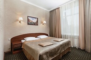 Sokol Hotel