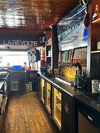 Auberge Le Caribou