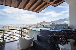 Pinnacle Resorts 180