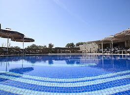 Anaxo Resort