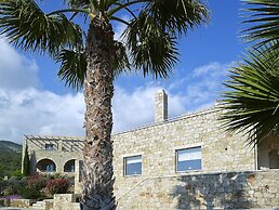 Anaxo Resort
