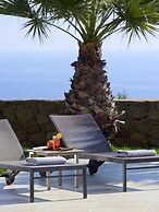 Anaxo Resort