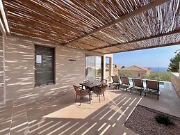 Anaxo Resort