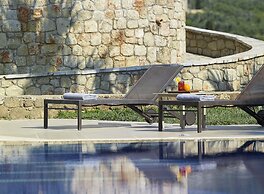 Anaxo Resort