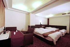 The Enterpriser Hotel