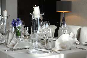 Millennium Al Rawdah Hotel