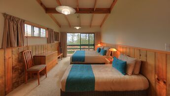 Endeavour Lodge