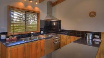 Endeavour Lodge