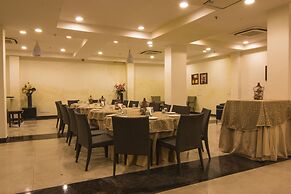 Tavisha Hotel