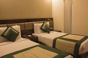 Tavisha Hotel