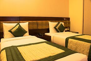 Tavisha Hotel