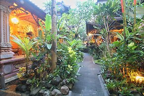 Hibiscus Cottages