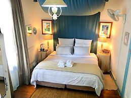 Athenian Villa