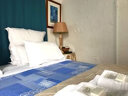 Athenian Villa
