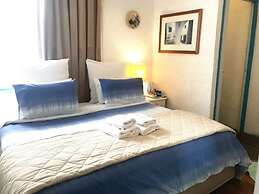 Athenian Villa