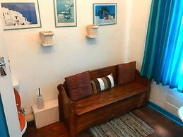 Athenian Villa