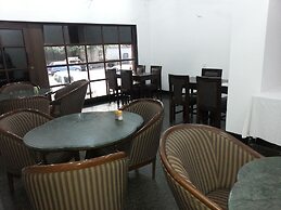 Pals Hotel