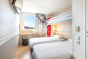 B&B HOTEL Lyon Aéroport St Quentin Fallavier