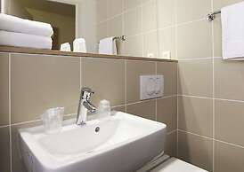 B&B HOTEL Lyon Aéroport St Quentin Fallavier