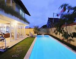 Villa A Villa