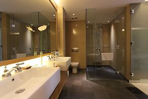 Ossotel Legian Bali