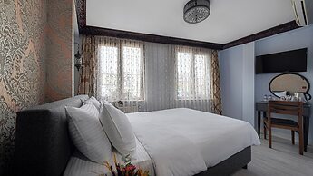 Mytra Hotel