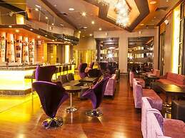 Widus Hotel Clark
