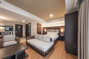 Widus Hotel Clark