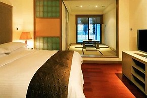 Cedarwood Villa