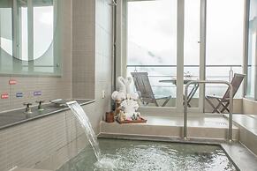 Cedarwood Villa