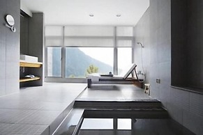 Cedarwood Villa