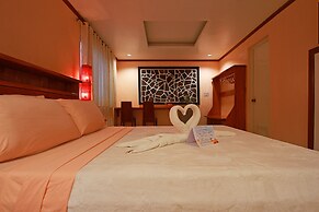 Nigi Nigi Too Beach Resort