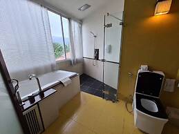 Mountain Creek Wellness Resort