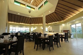 Mountain Creek Wellness Resort