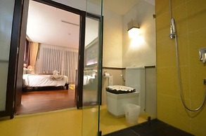 Mountain Creek Wellness Resort