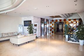 Holiday Beach Hotel Danang