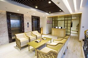 Holiday Beach Hotel Danang