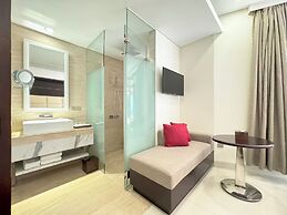 Holiday Beach Hotel Danang