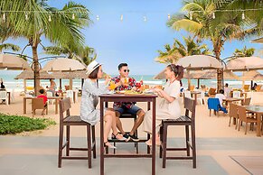 Holiday Beach Hotel Danang