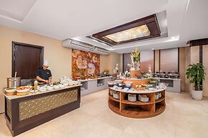 Holiday Beach Hotel Danang
