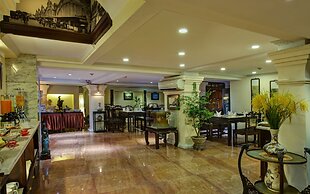 Classic Street Hotel