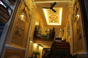 Classic Street Hotel