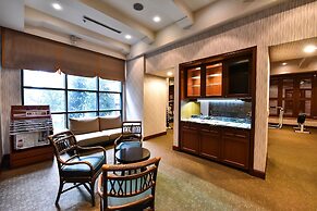 Wei-Yat Grand Hotel