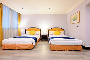 Wei-Yat Grand Hotel