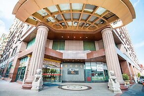 Wei-Yat Grand Hotel