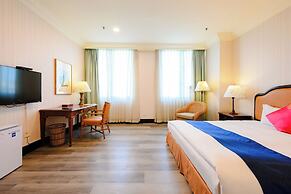 Wei-Yat Grand Hotel