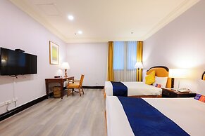 Wei-Yat Grand Hotel