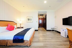 Wei-Yat Grand Hotel