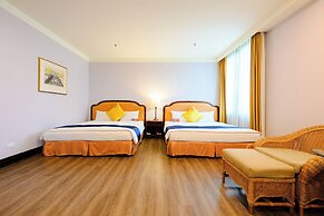 Wei-Yat Grand Hotel
