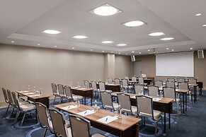 DoubleTree By Hilton Istanbul Gayrettepe